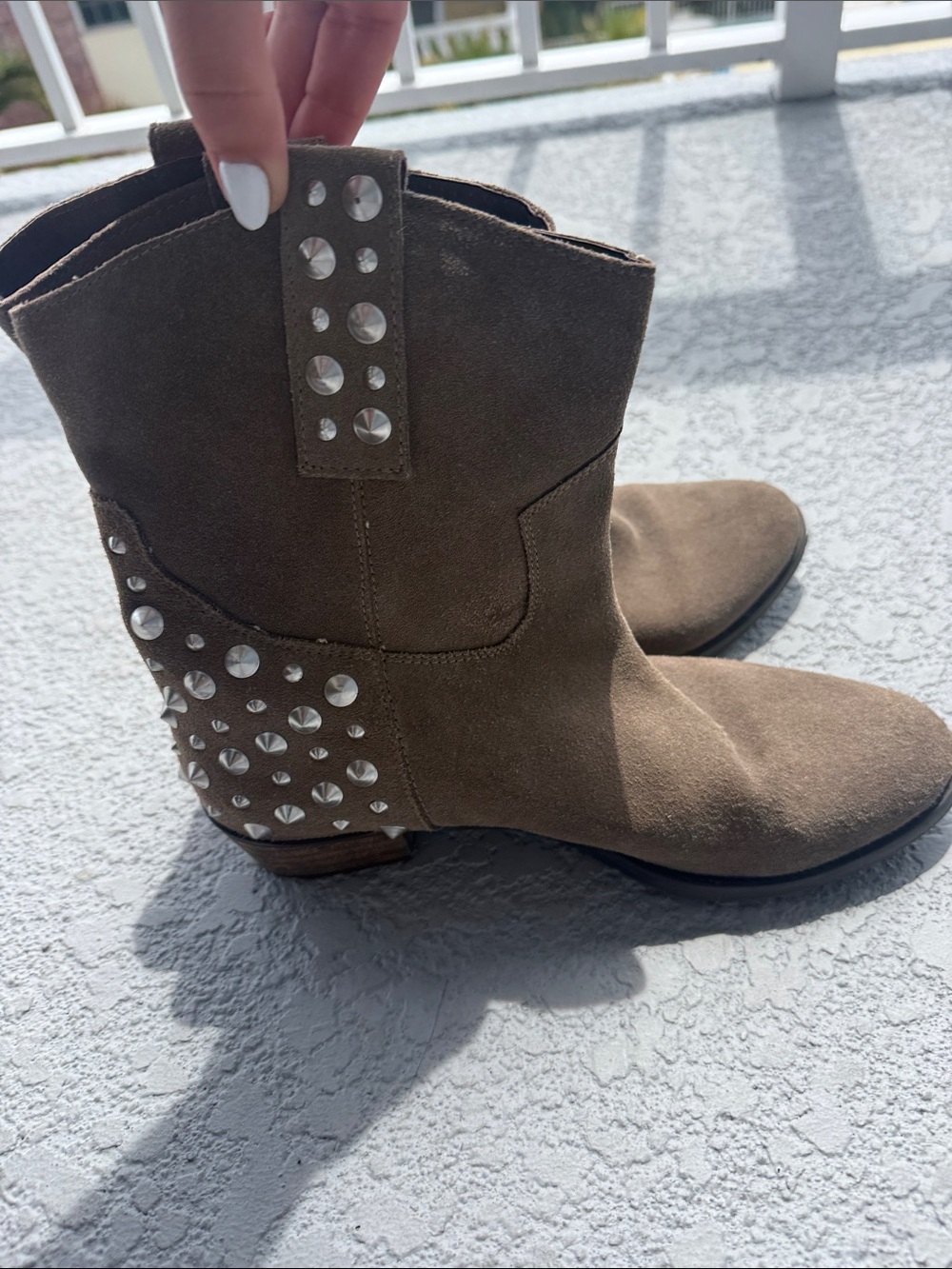Taupe suede leather upper pull-on ankle cowboy booties with metal studs - Picture 3 of 5